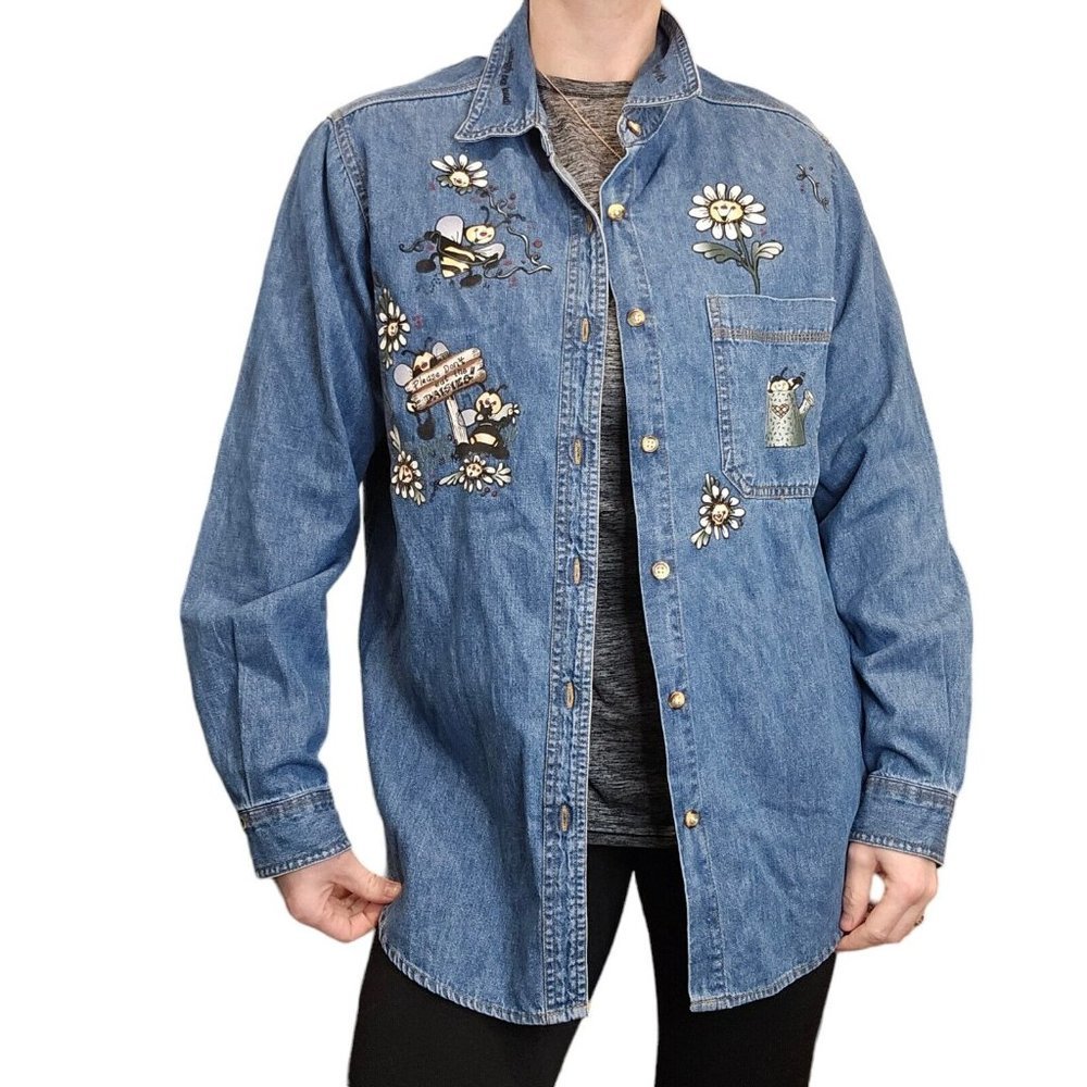 Vintage 90s Blue Denim Handpainted Garden Bee Daisy Button Up Shirt Large